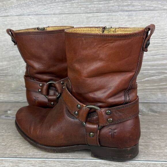 Frye Veronica Harness Short Women’s Sz 5.5B Cognac Zip Pull On Leather Boots - Picture 11 of 14